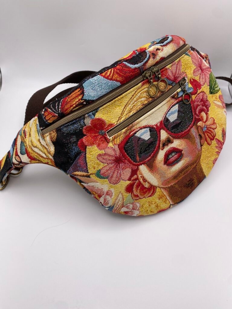 BANANE MODELE ABEILLE JACQUARD VISAGES
