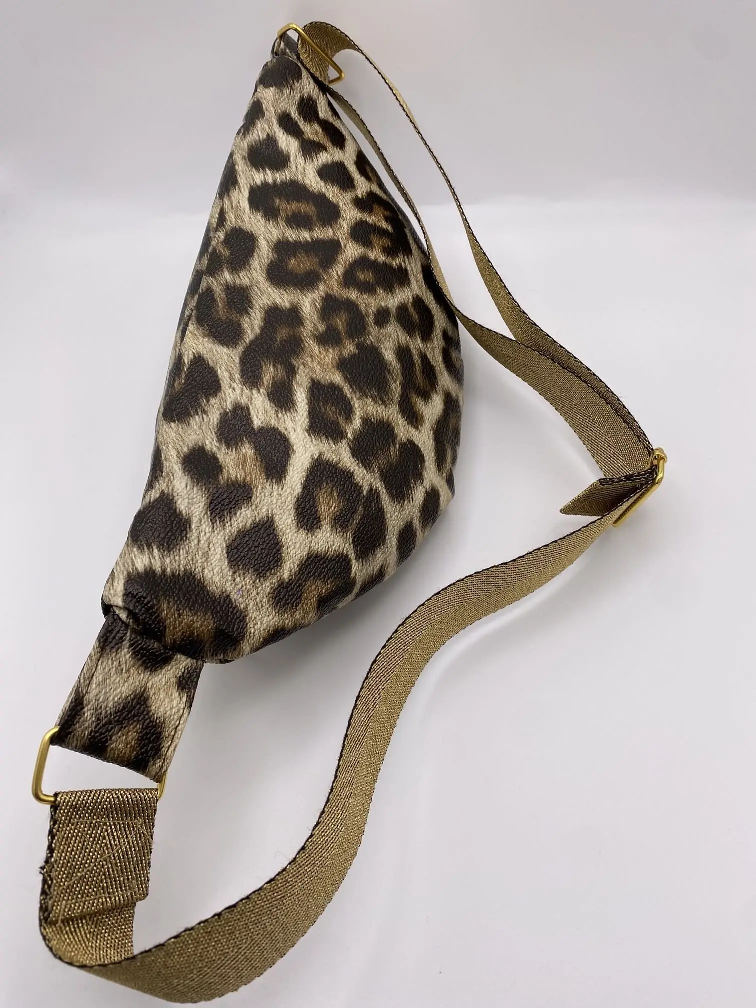 BANANE SIMLI LEOPARD ET POCHE ZIPPEE INTERIEURE