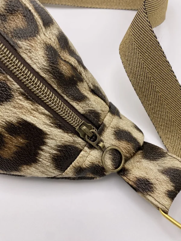 BANANE SIMLI LEOPARD ET POCHE ZIPPEE INTERIEURE