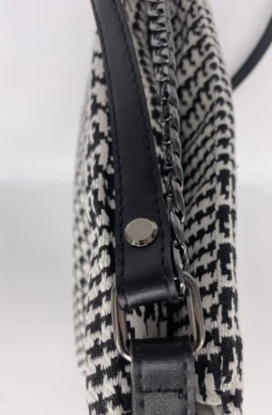 CORINNE JACQUARD NOIR ET BLANC