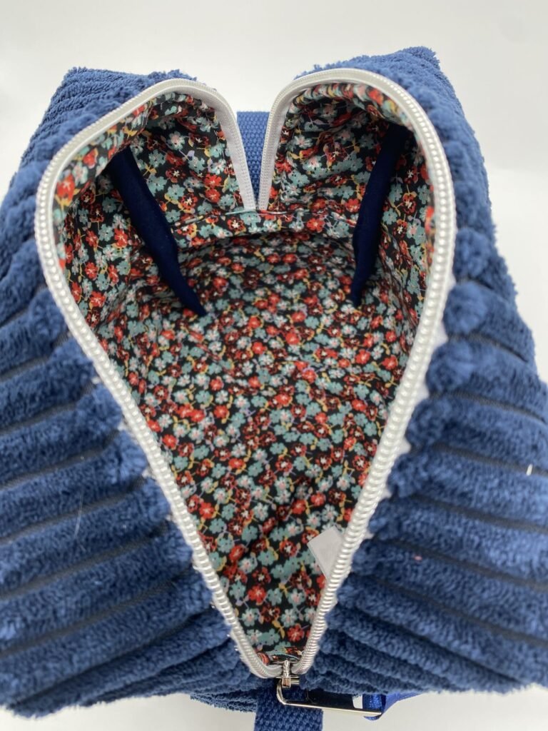 MODELE GRANDE TROUSSE VELOURS COTES 1CM DOUBL2E COTON FLEURI