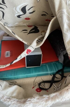 ENSEMBLE SAC DEMI LUNE FAUSSE FOURRURE CREME ET SON PORTE MONNAIE