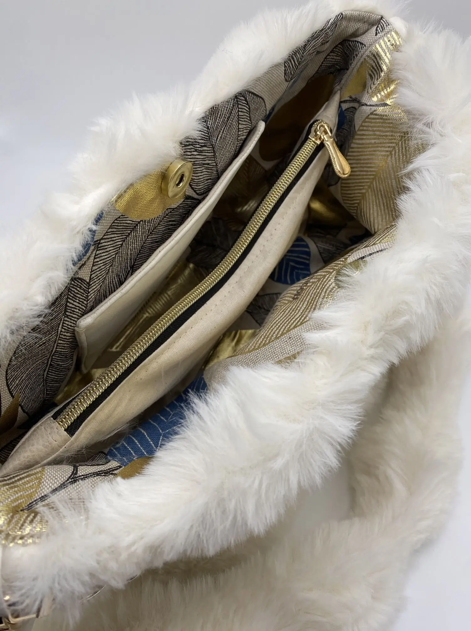 SAC FOURRURE CREME MODELE TRANQUILLE