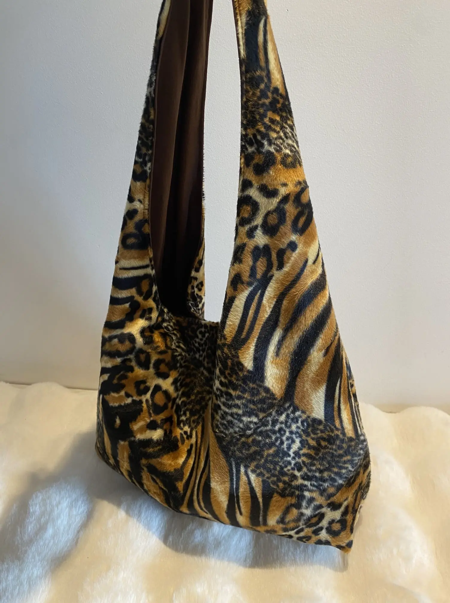 SAC DEMI LUNE JUNGLE FOURRURE