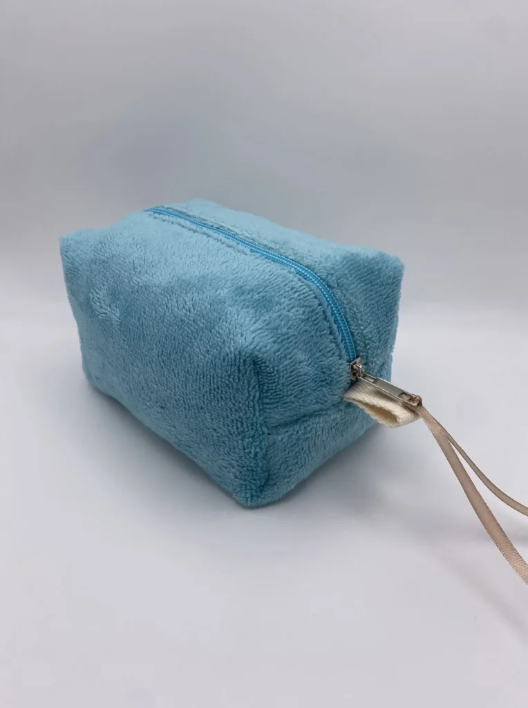 MOYEN MODELE EPONGE BLEU CIEL