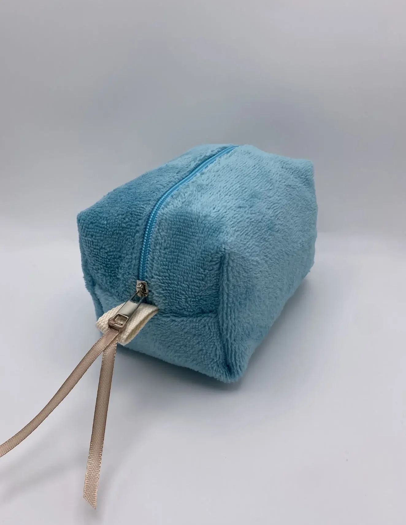 MOYEN MODELE EPONGE BLEU CIEL