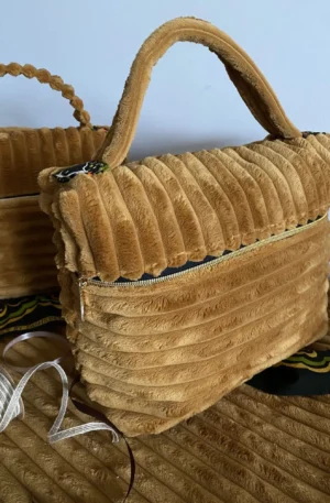 VANITY VELOURS MINKU OCRE