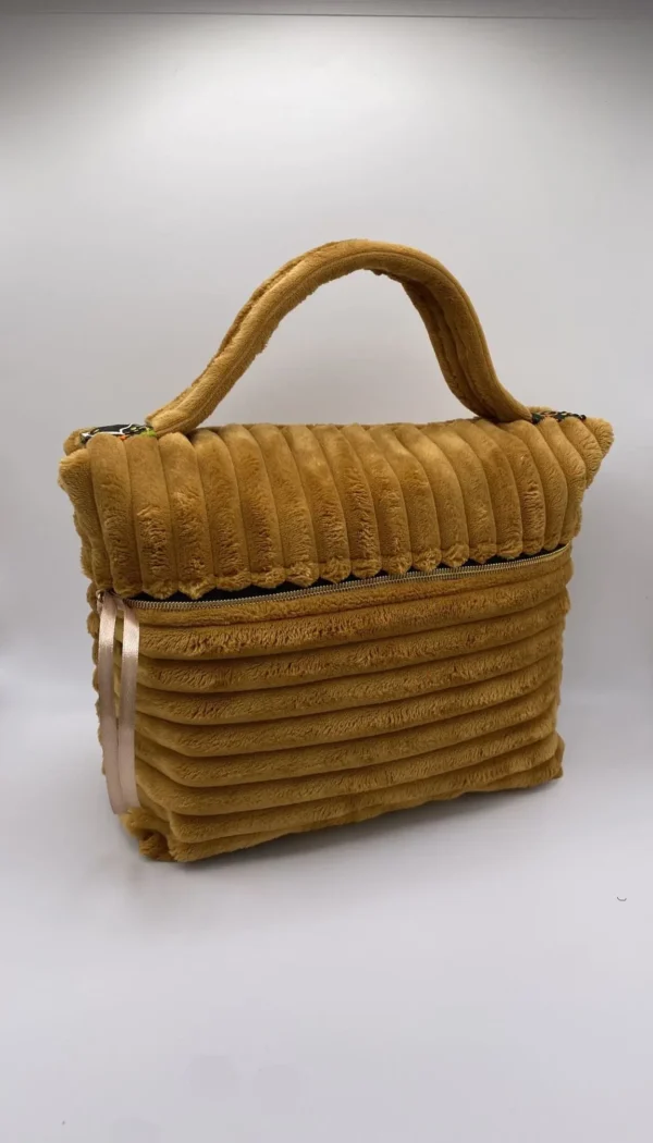 VANITY VELOURS MINKU OCRE