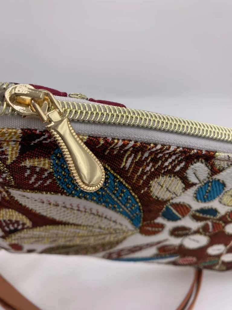 POCHETTE TELEPHONE JACQUARD FEUILLES DOREES