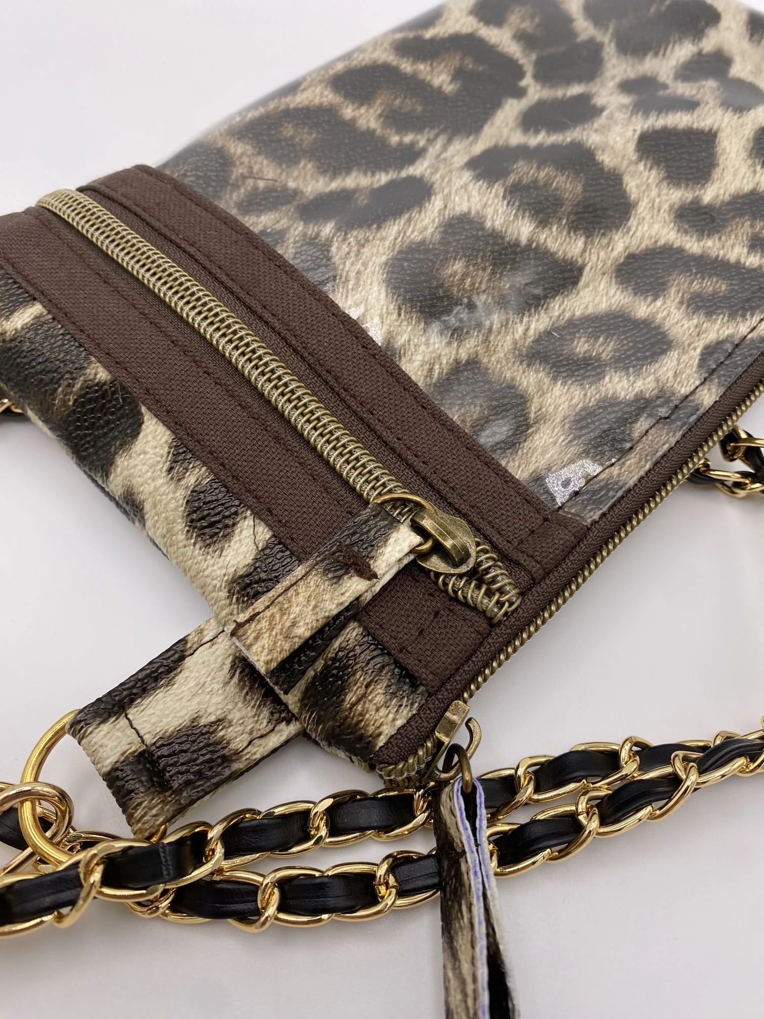 POCHETTE TELEPHONE SIMILI CUIR LEOPARD