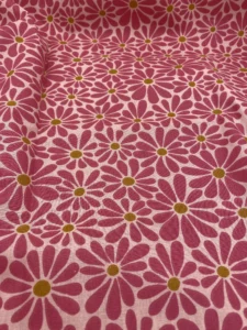 CRETONNE MARGUERITES ROSES