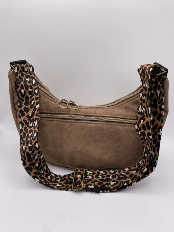 SAC DEMI LUNE EFFET SUEDINE MARRON