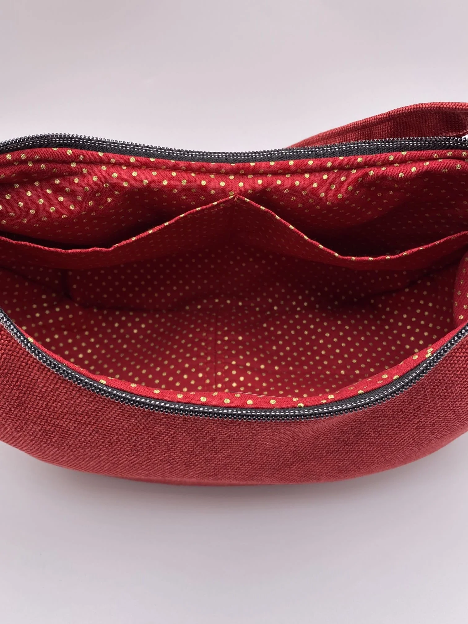 SAC DEMI LUNE MIEL ROUGE