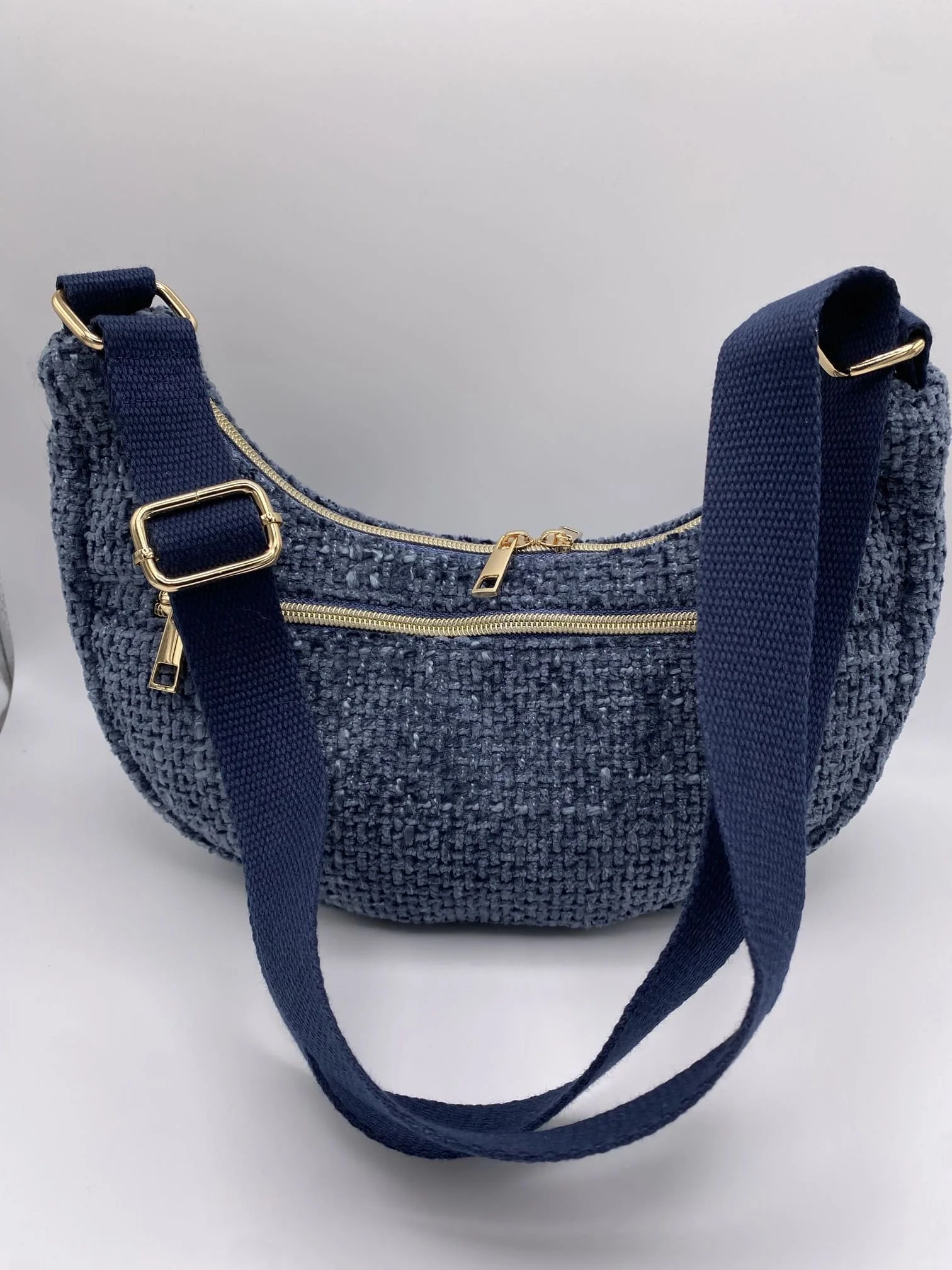 SAC DEMI LUNE CANNAGE ASPECT LAINEUX MARINE