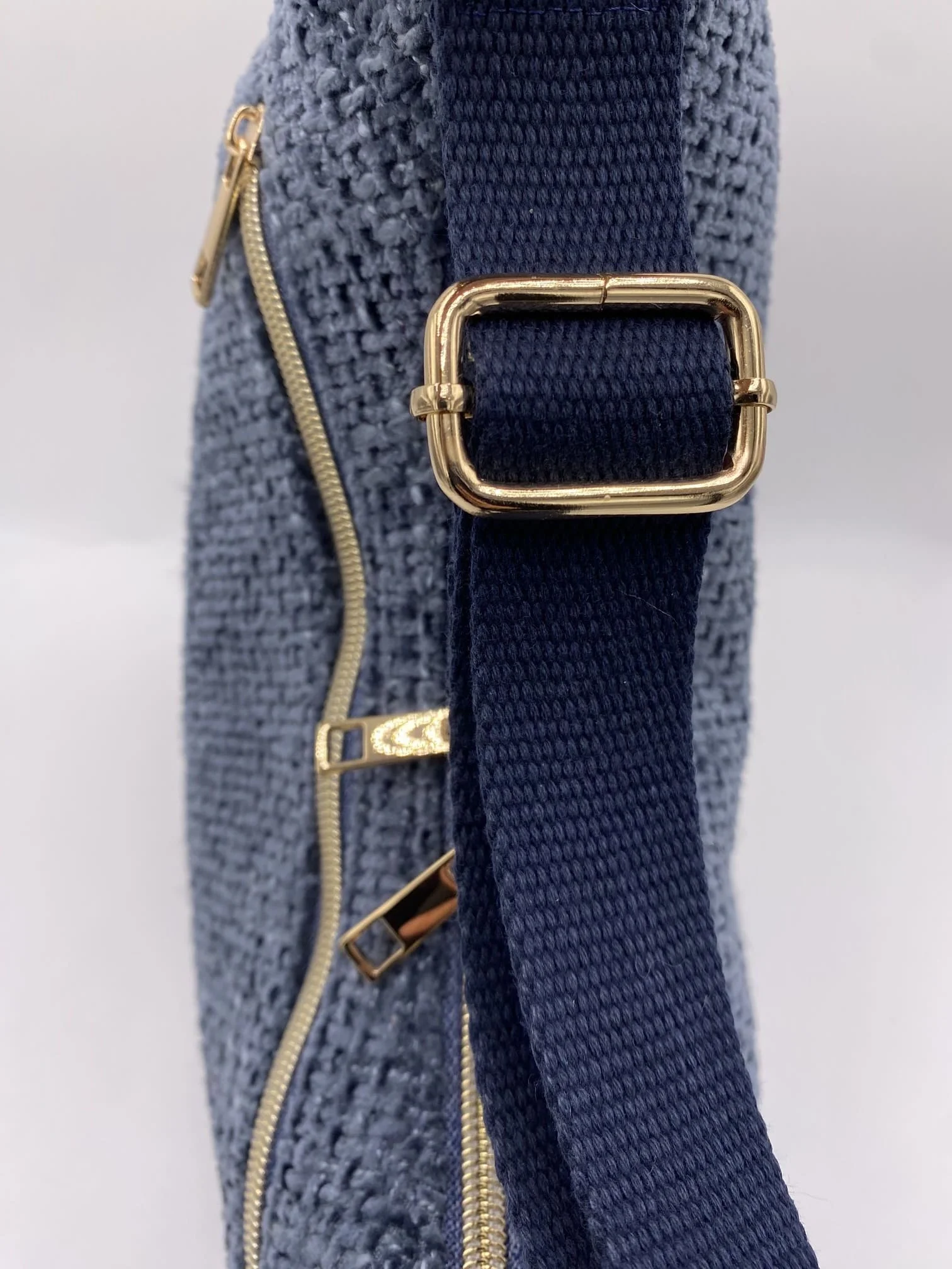 SAC DEMI LUNE CANNAGE ASPECT LAINEUX MARINE