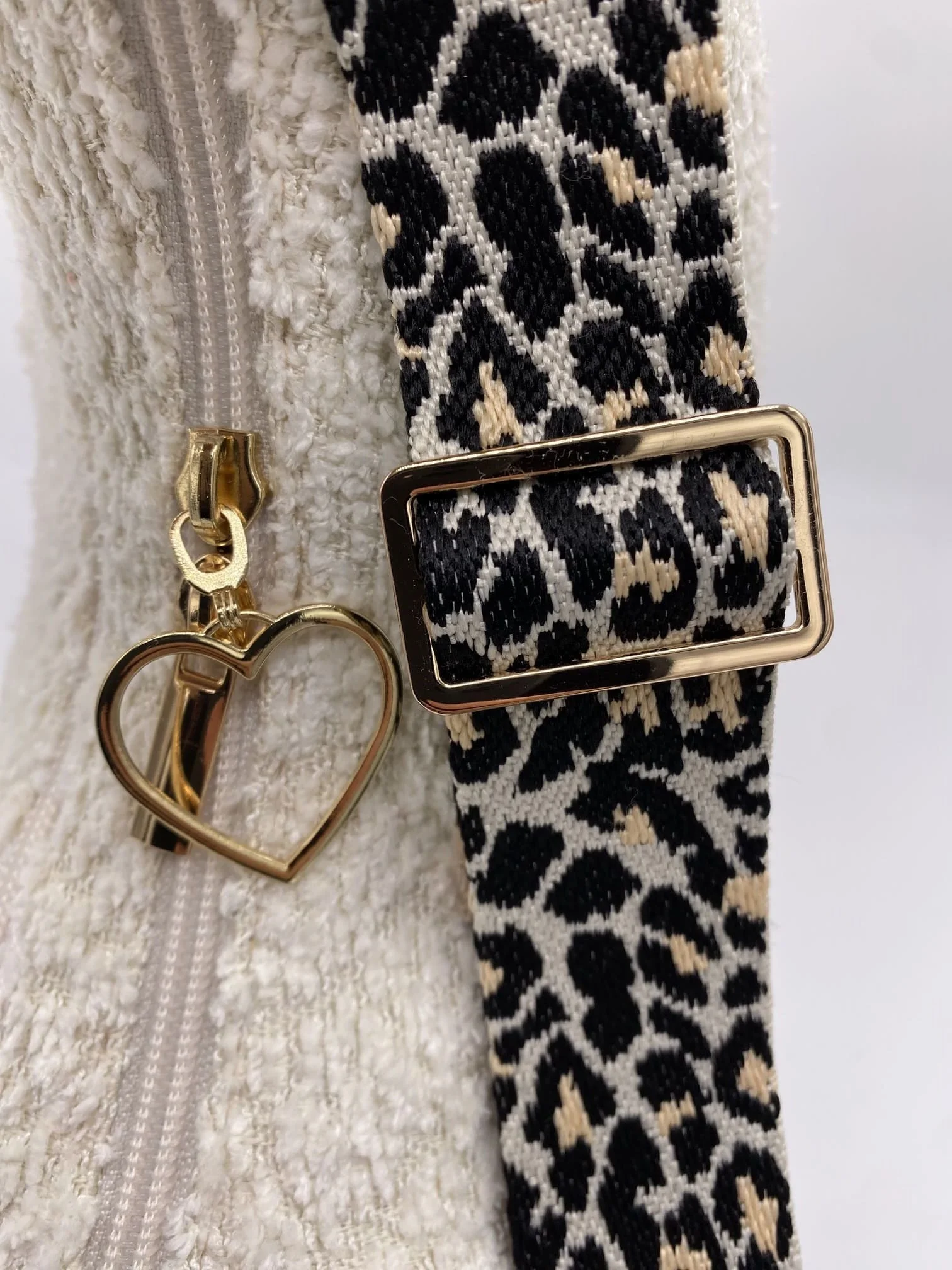 SAC DEMI LUNE ASPECT LAINEUX BEIGE