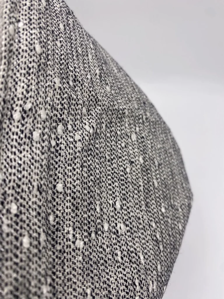 PANIERE TISSU D AMEUBLEMENT GRIS SCINTILLANT ET TISSU AMEUBLEMENT UNI GRIS
