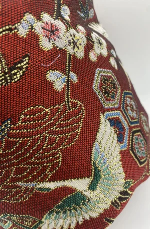 PANIERE TISSU JACQUARD GRUES ROUGE BORDEAUX ET TISSU AMEUBLEMENT BEIGE