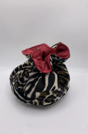 PANIERE TISSU AMEUBLEMENT EFFET SUEDINE ROUGE BORDEAUX ET TISSU IMITATION FOURRURE NOIR ET MARRON