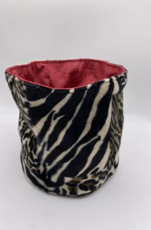 PANIERE TISSU AMEUBLEMENT EFFET SUEDINE ROUGE BORDEAUX ET TISSU IMITATION FOURRURE NOIR ET MARRON