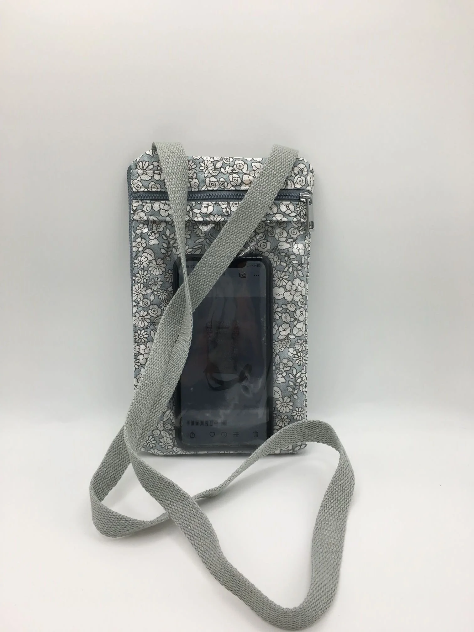 POCHETTE TELEPHONE gris bleu