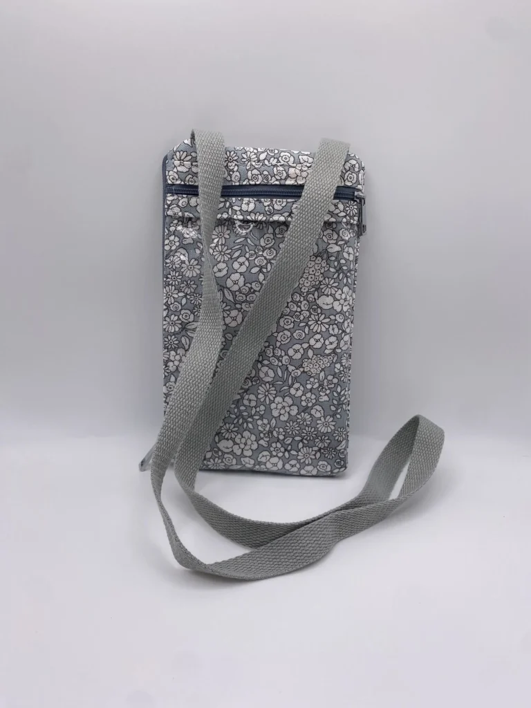 POCHETTE TELEPHONE gris bleu