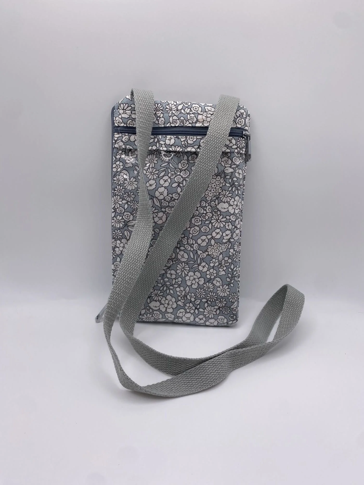 POCHETTE TELEPHONE gris bleu
