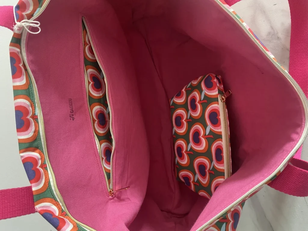 SAC VOYAGE COEUR ET POMMES